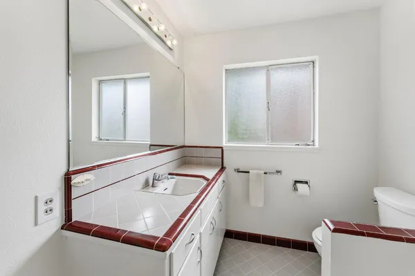 $929,000 | 5260 K Street, Sacramento, CA 95819