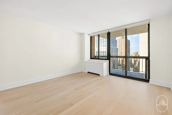 $6,000 | 145 West 67th Street, Unit 15F | Upper West Side