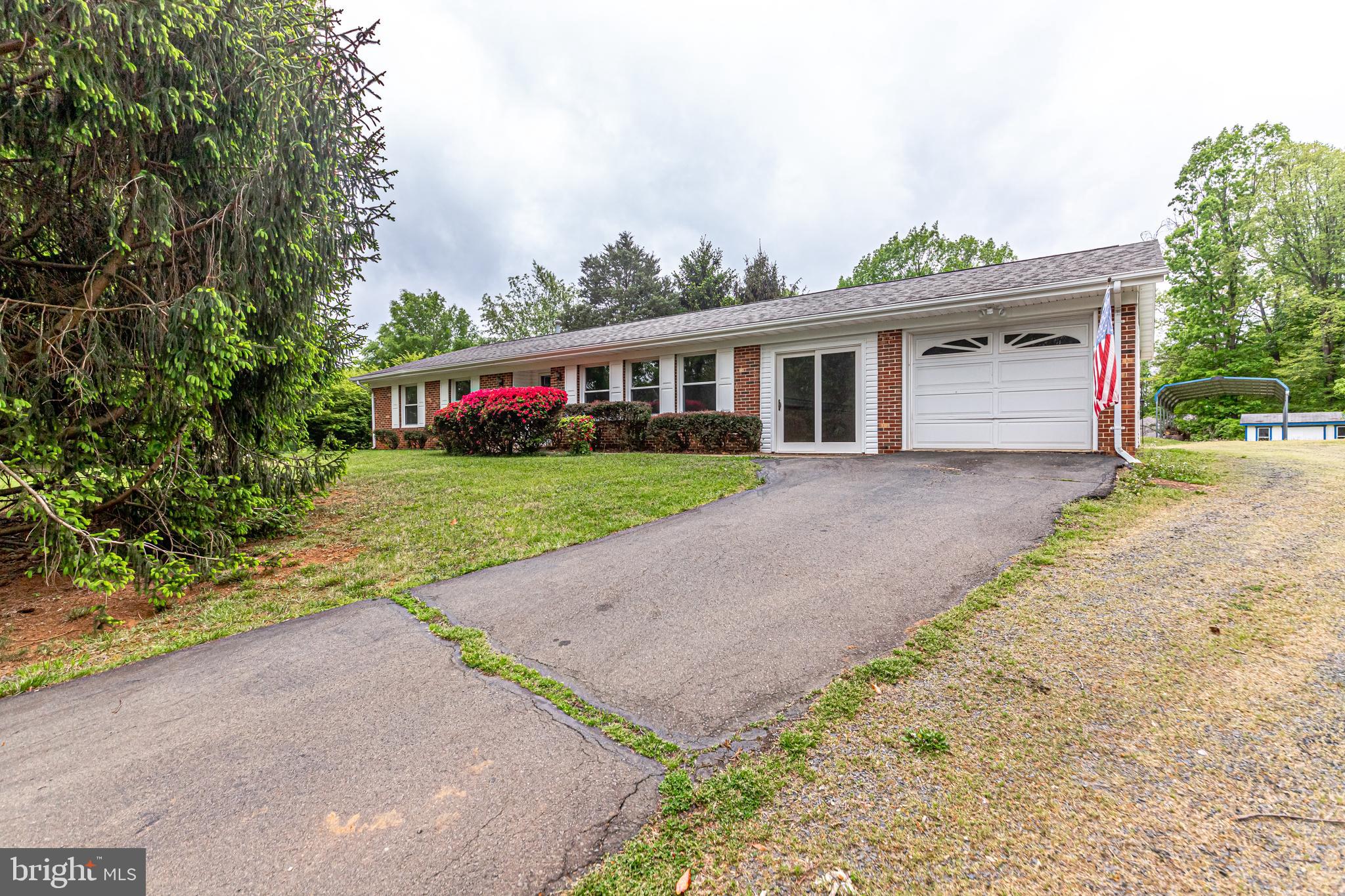 7002 Settlers Ridge Road Warrenton, VA 20187 - Photo 4 of 58 Gallery Image 4