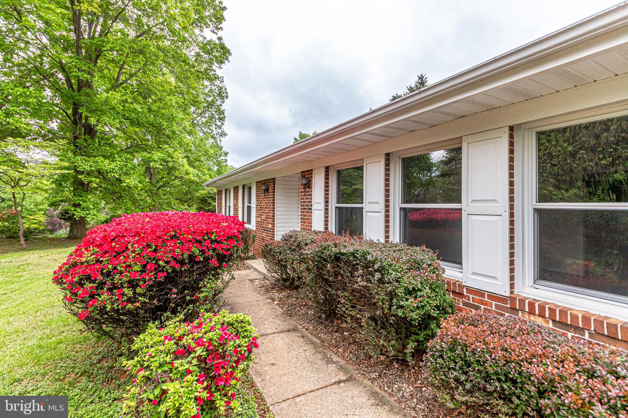7002 Settlers Ridge Road Warrenton, VA 20187 - Photo 5 of 58 Gallery Image 5