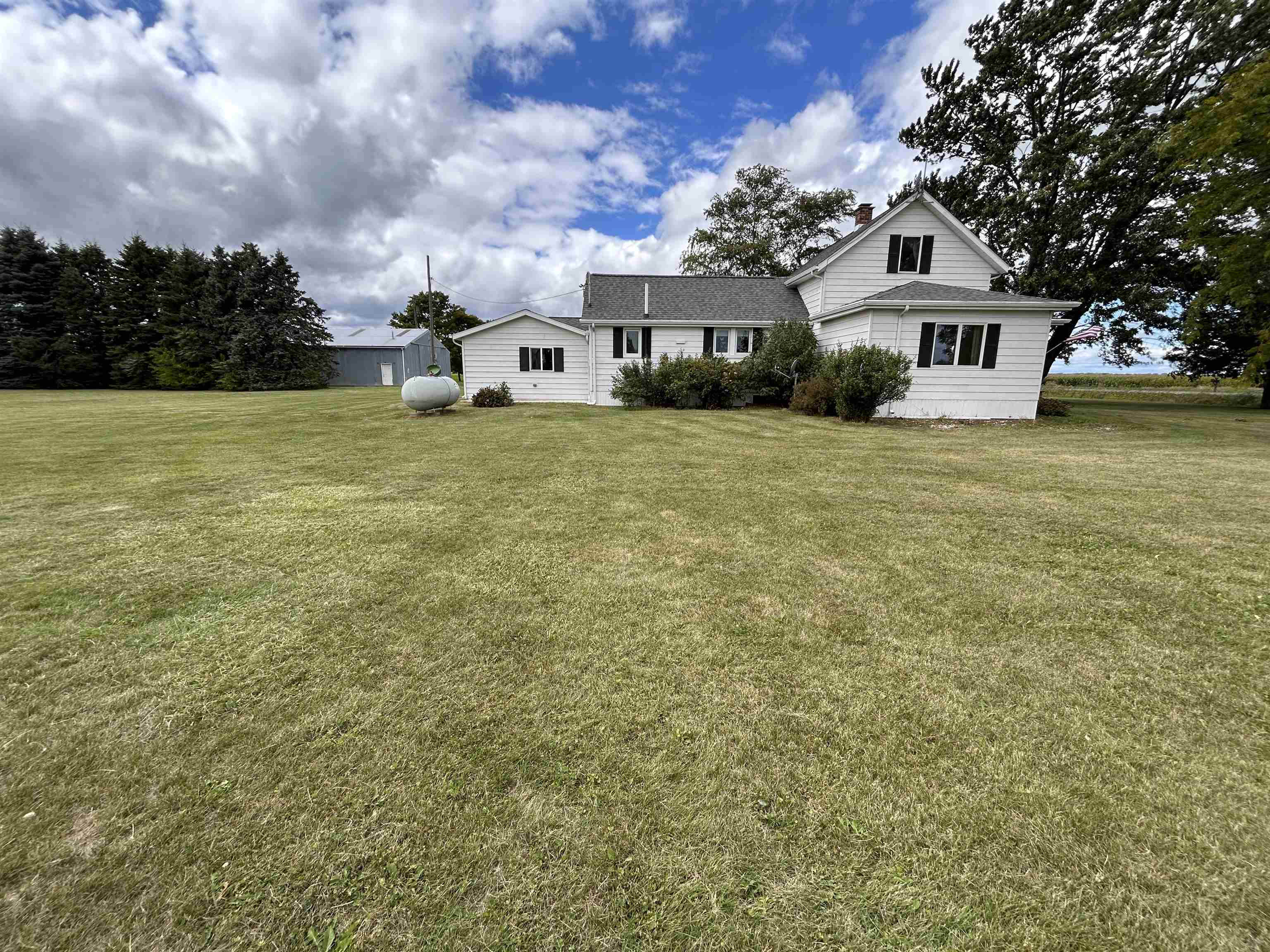 916 East Townline 14 Road Kawkawlin, MI 48631 - Photo 37 of 84 Gallery Image 37