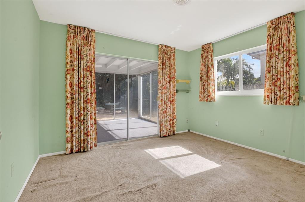 450 Northwest 12th Avenue Boca Raton, FL 33486 - Photo 29 of 58 a view of an empty room with window and painted walls