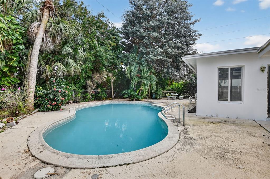 450 Northwest 12th Avenue Boca Raton, FL 33486 - Photo 36 of 58 a view of outdoor space and yard