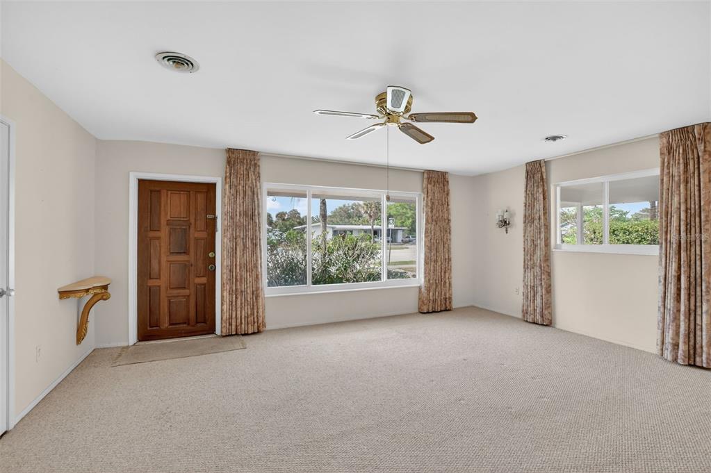 450 Northwest 12th Avenue Boca Raton, FL 33486 - Photo 10 of 58