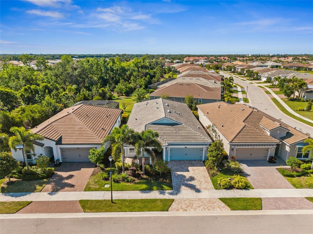 5632 Long Shore Loop Sarasota, FL 34238 - Photo 46 of 56 an aerial view of a house