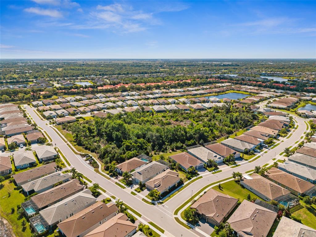 5632 Long Shore Loop Sarasota, FL 34238 - Photo 48 of 56 an aerial view of multiple house