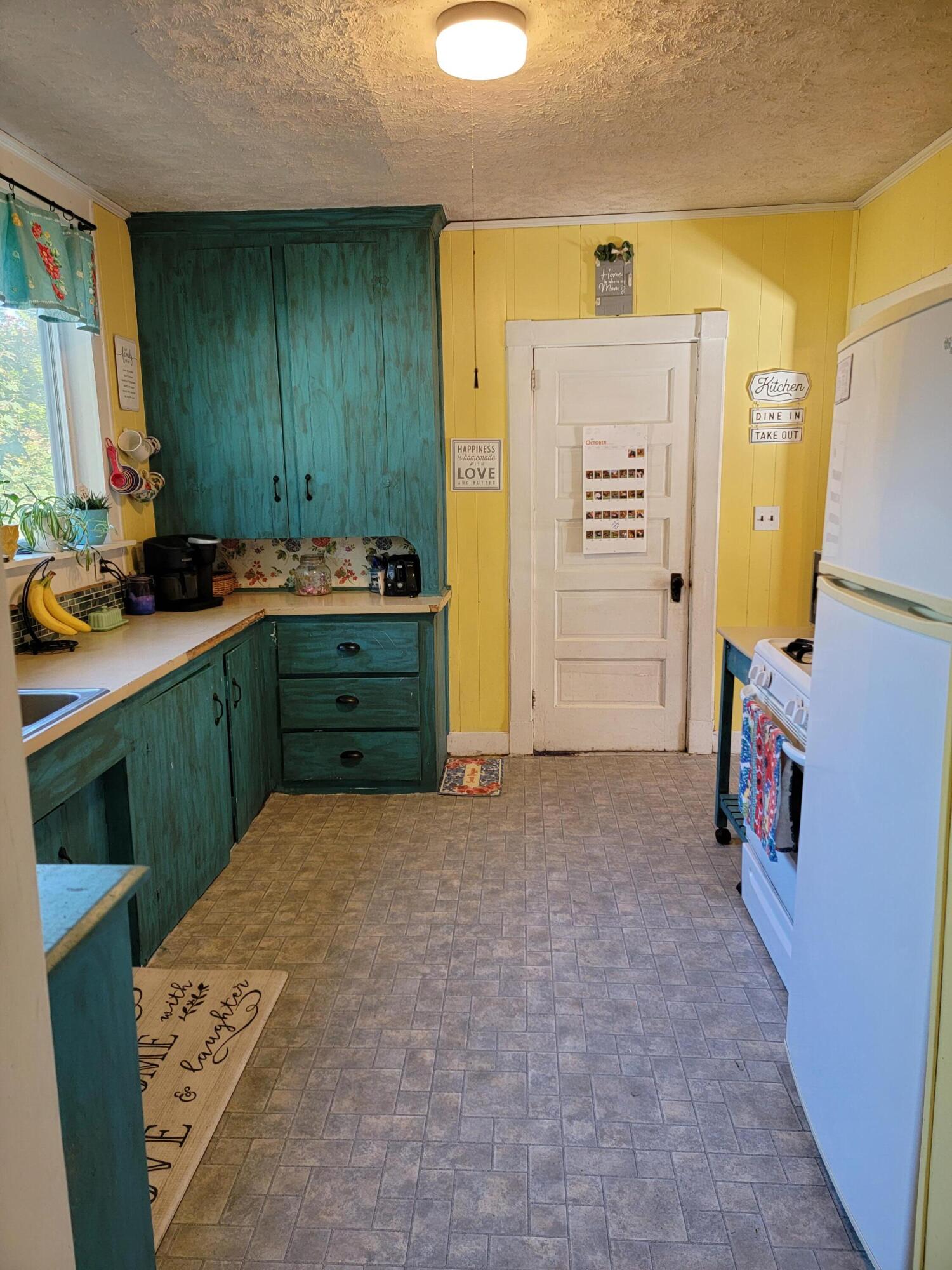 58 2nd Street Milo, ME 04463 - Photo 15 of 37 20211005_094654