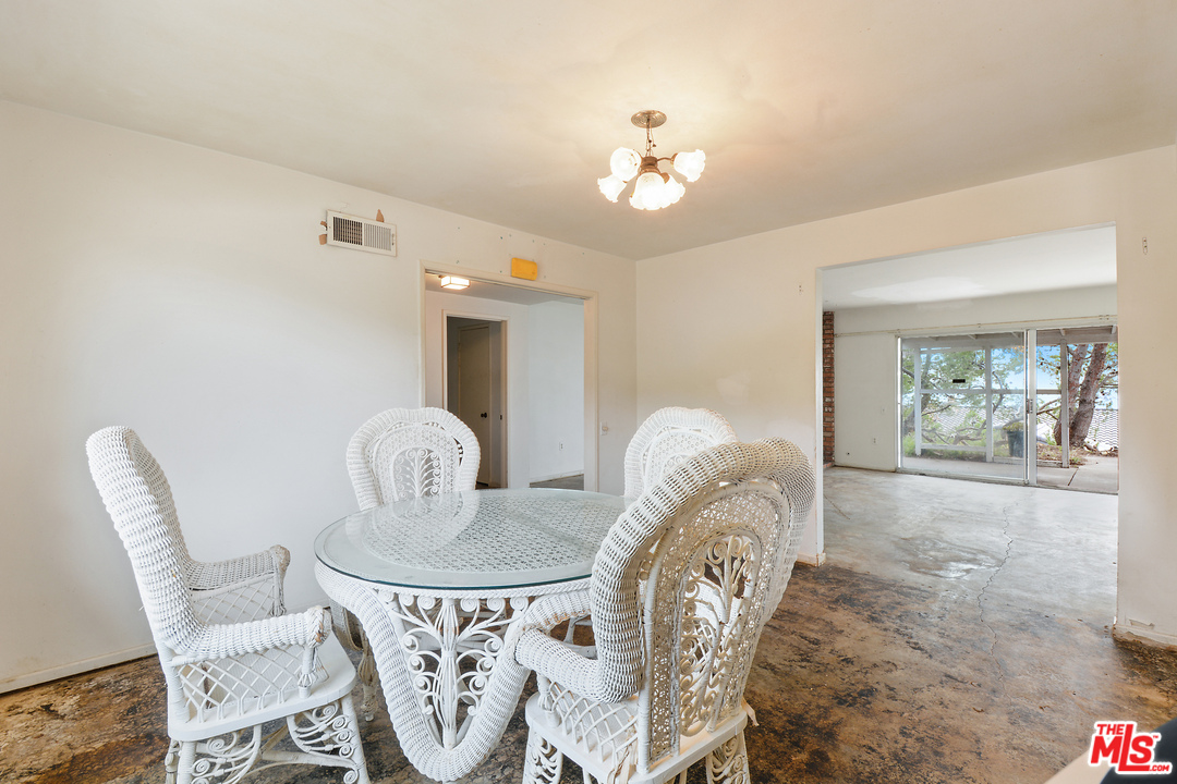 6225 Tapia Drive Malibu, CA 90265 - Photo 30 of 46