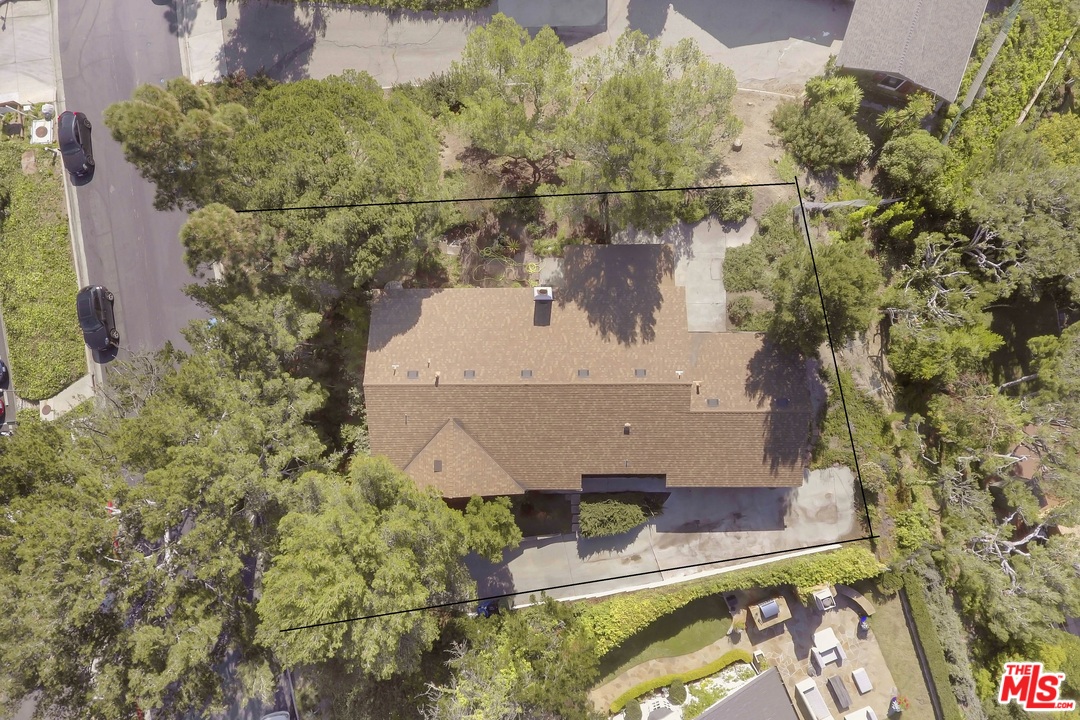 6225 Tapia Drive Malibu, CA 90265 - Photo 6 of 46