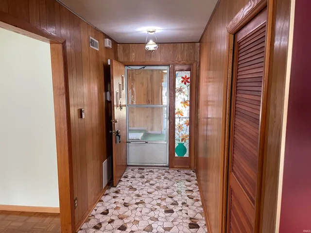 $575,000 | 14415 Lawrence Lake Drive, Plymouth, IN 46563