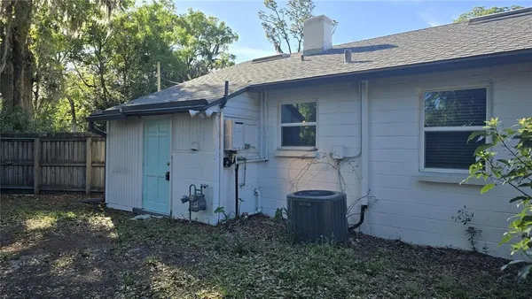 $239,000 | 1131 Northeast 10th Avenue, Gainesville, FL 32601