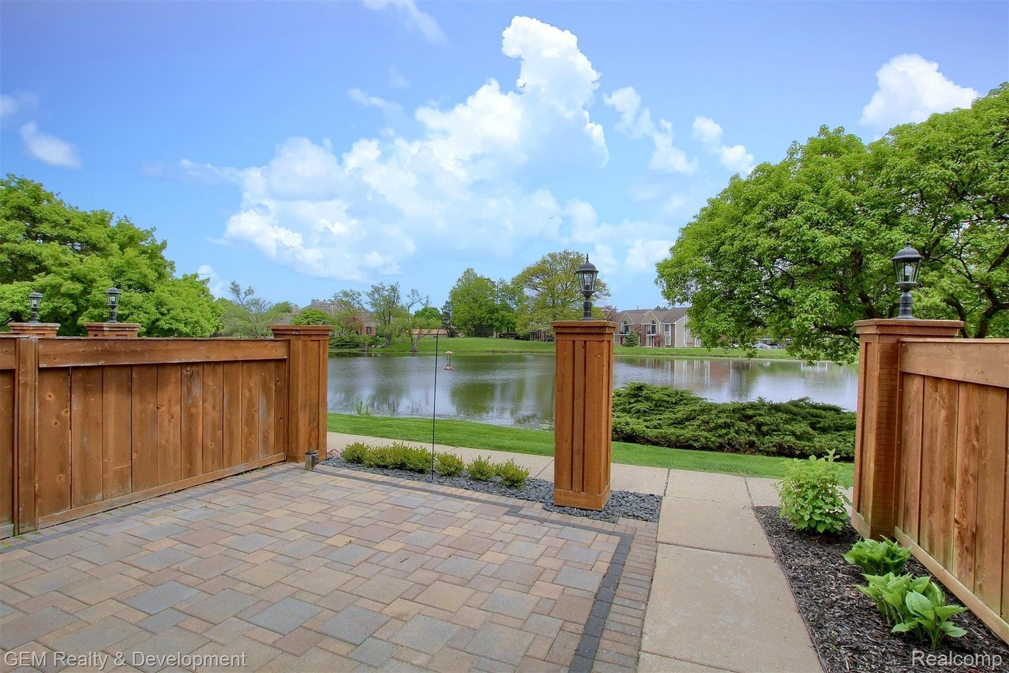 22230 Edgewater Novi, MI 48375 - Photo 24 of 27 5-Front Patio.jpg