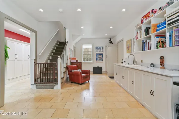 $35,000 | 1007 King Street, Greenwich, CT 06831