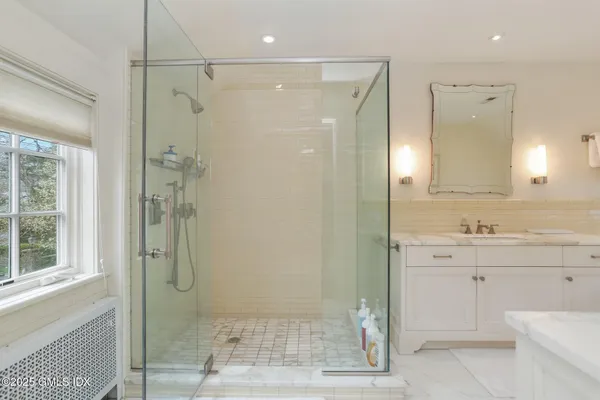 $35,000 | 1007 King Street, Greenwich, CT 06831