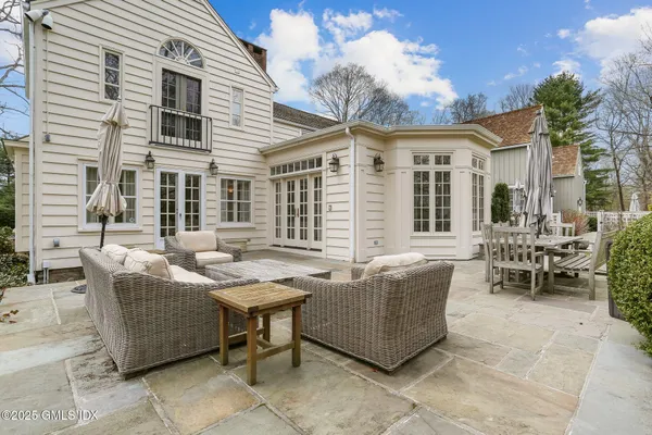 $35,000 | 1007 King Street, Greenwich, CT 06831