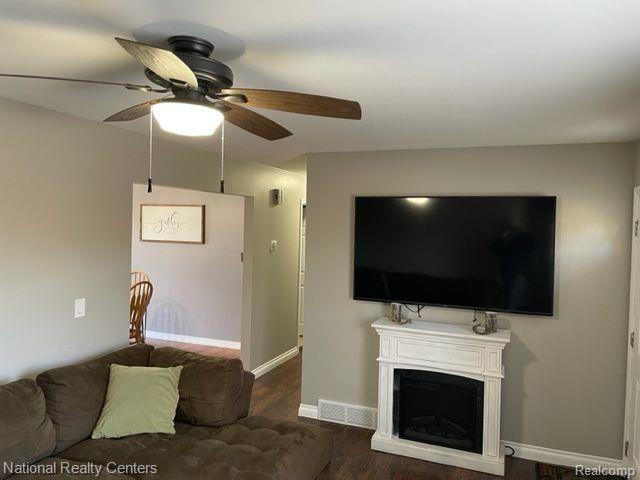 3666 West Genesee Road Lapeer, MI 48446 - Photo 9 of 21