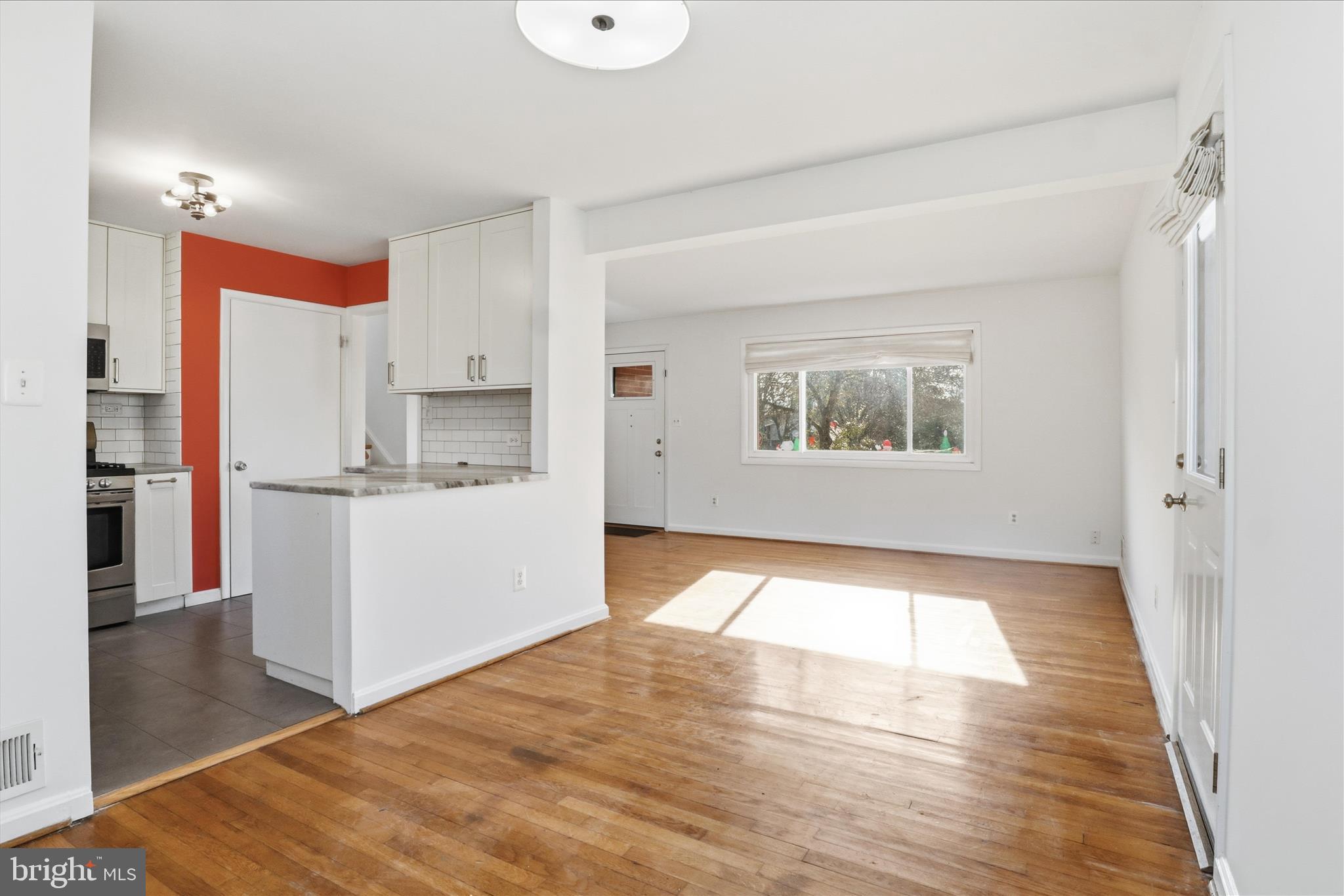 5201 Richenbacher Avenue Alexandria, VA 22304 - Photo 8 of 40