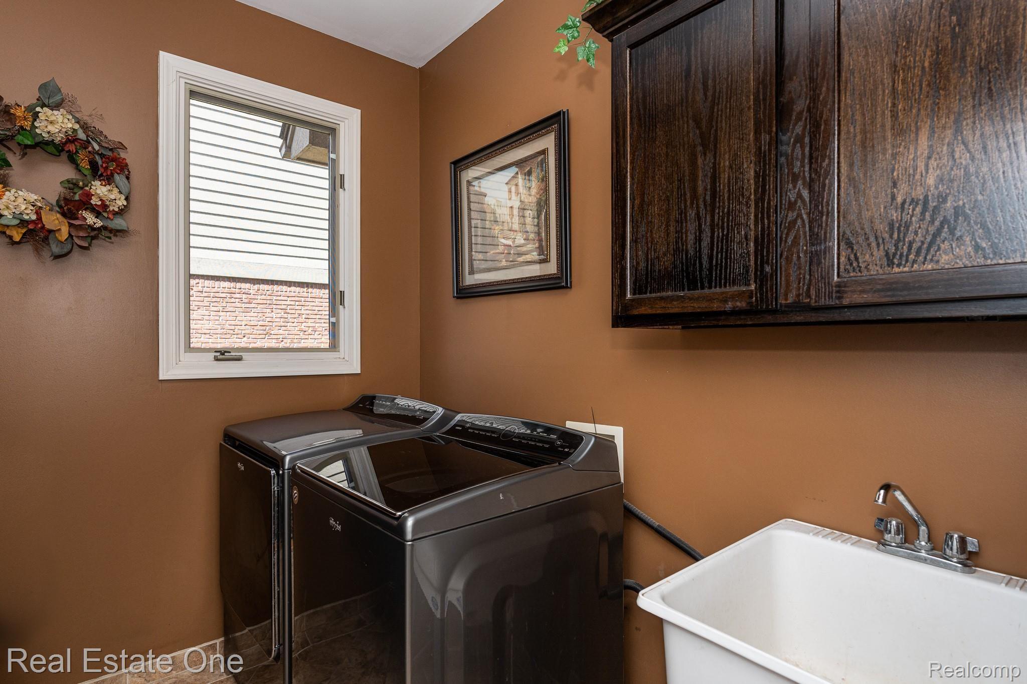 1844 Cloverdale Drive Rochester, MI 48307 - Photo 29 of 62 1844 Cloverdale MLS-W017.jpg