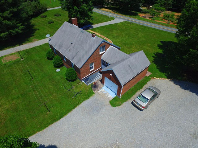 1303 Angle Plantation Road Rocky Mount, VA 24151 - Photo 3 of 22 IMG_0825