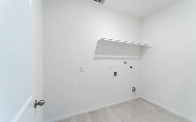 $352,364 | 427 Monarch Trail, Huntsville, TX 77340