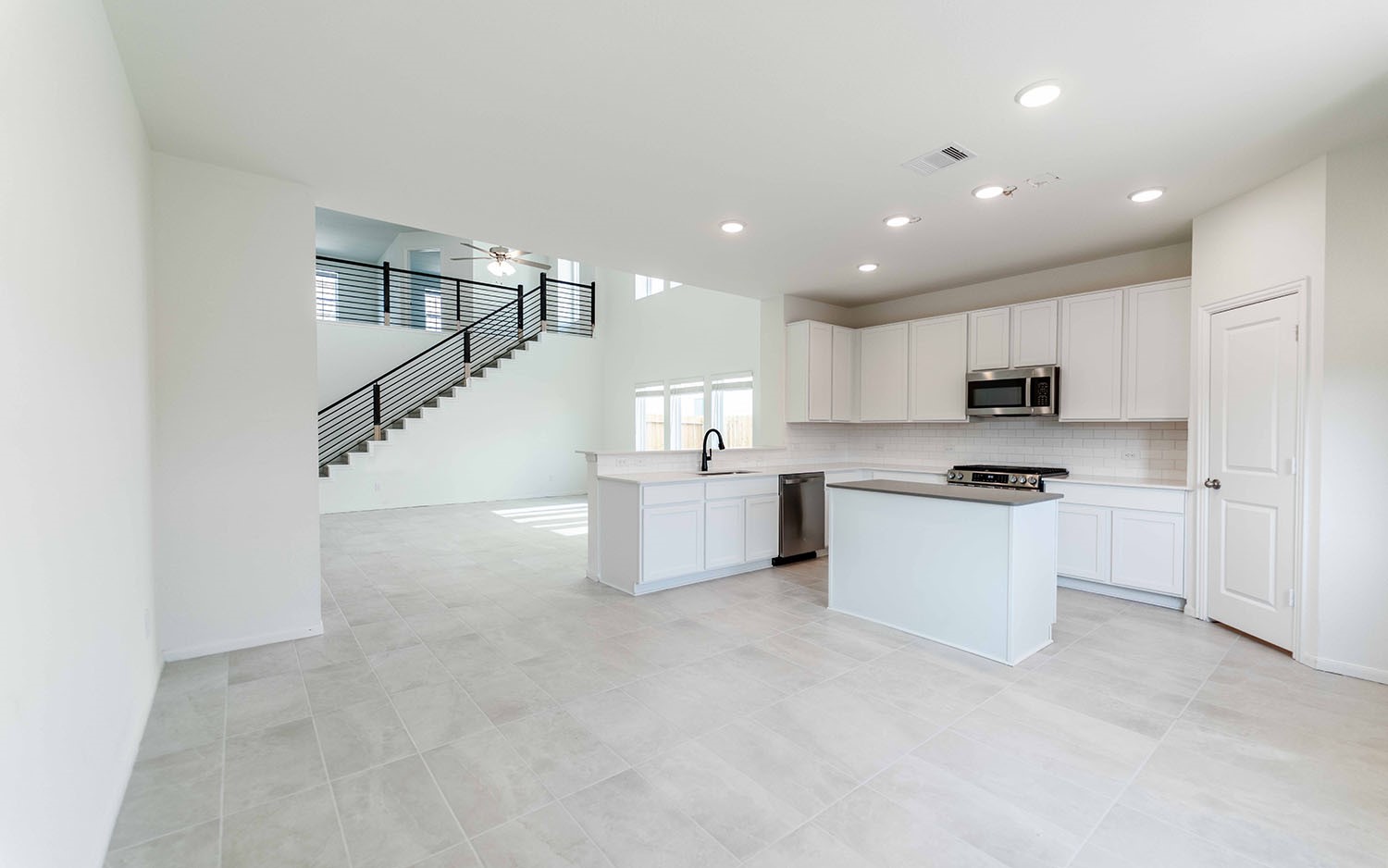 427 Monarch Trail Huntsville, TX 77340 - Photo 9 of 18