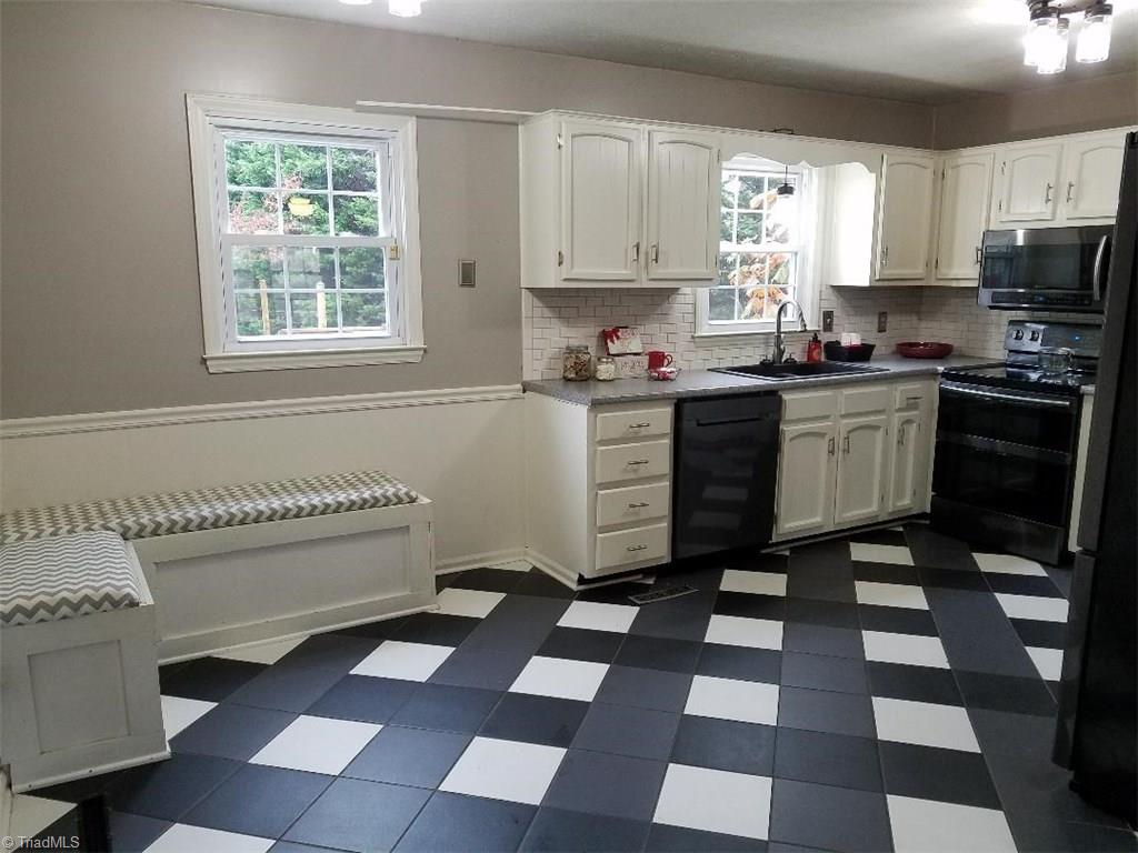 149 Pine Ridge Trail Pinnacle, NC 27043 - Photo 10 of 25 Gallery Image 10