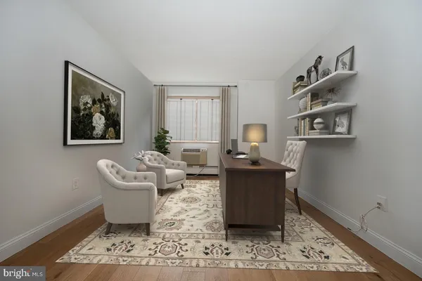 $325,000 | 1900 John F Kennedy Boulevard, Unit 402, Philadelphia, PA 19103