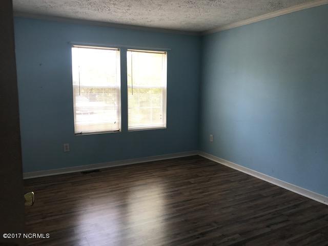 267 Red Barn Road Newport, NC 28570 - Photo 17 of 21 Bedroom 3