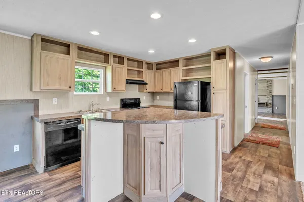 $214,900 | 233 Orange Lane, Speedwell, TN 37870