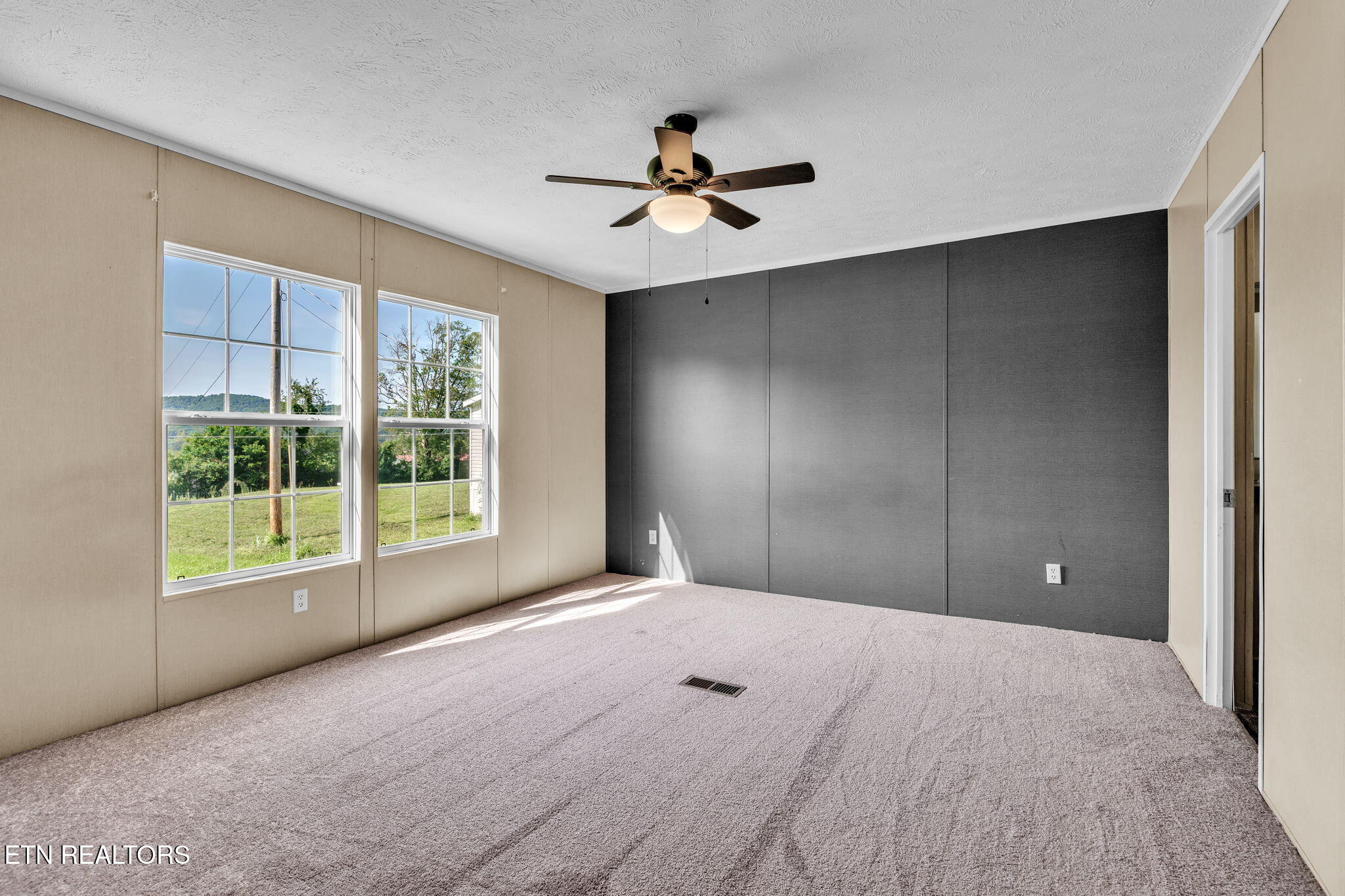 233 Orange Lane Speedwell, TN 37870 - Photo 22 of 30 16-web-or-mls-Orange Ln-2630