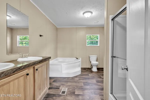 $214,900 | 233 Orange Lane, Speedwell, TN 37870