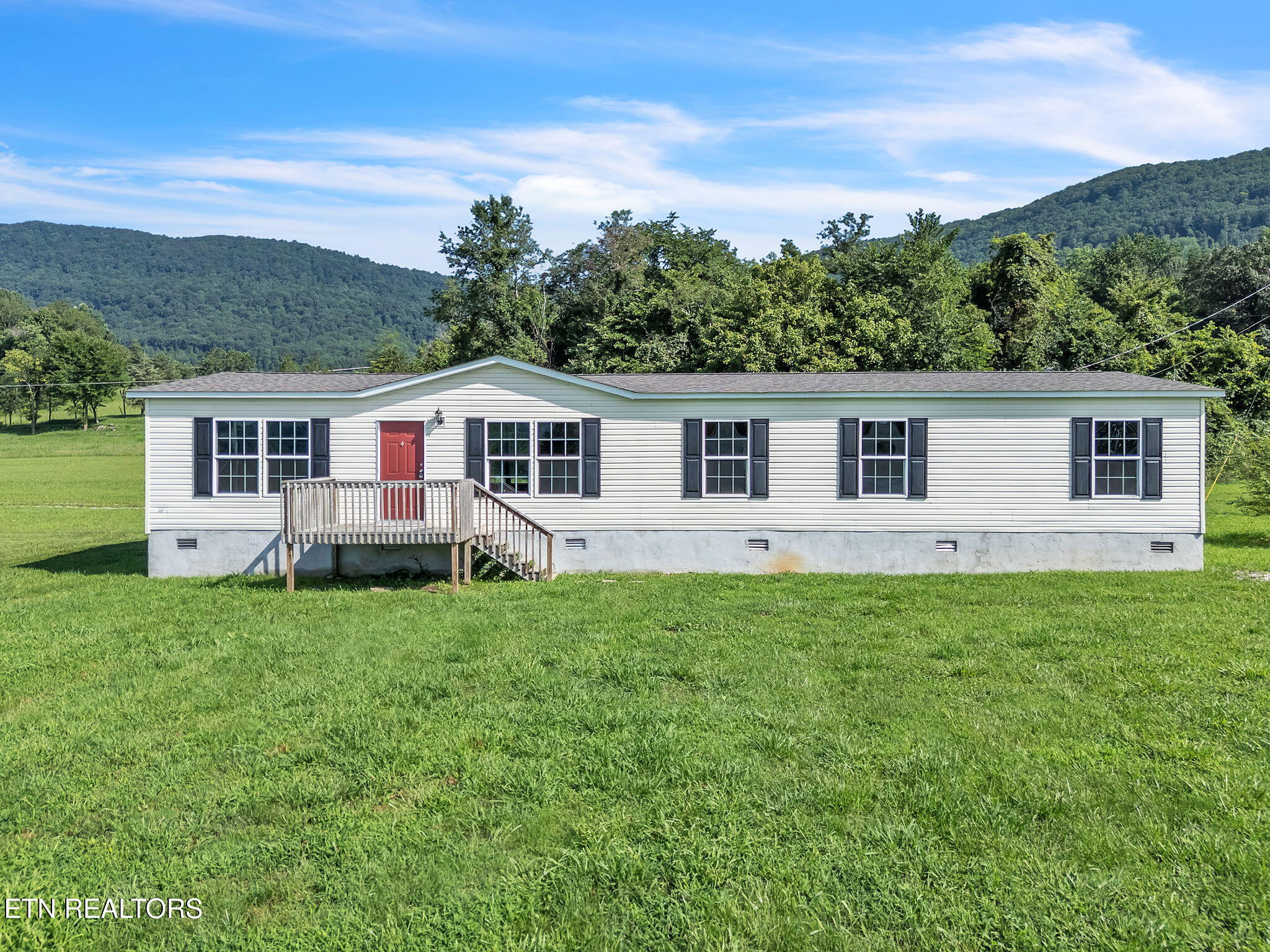 233 Orange Lane Speedwell, TN 37870 - Photo 4 of 30 6-web-or-mls-Orange Ln--4