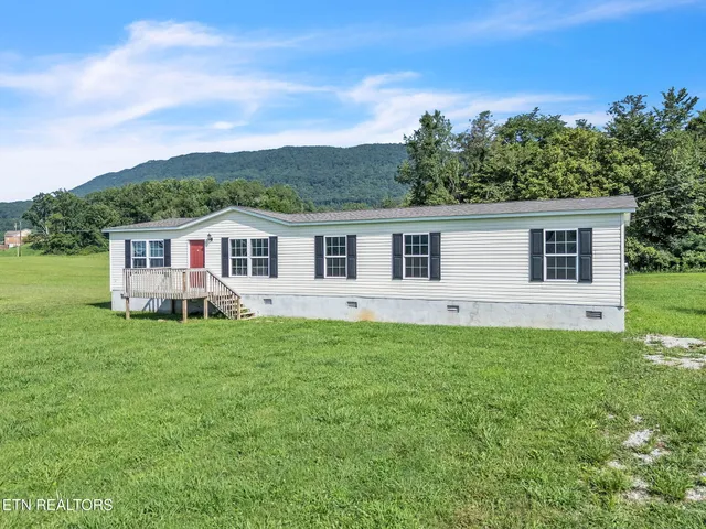 $219,900 | 233 Orange Lane, Speedwell, TN 37870