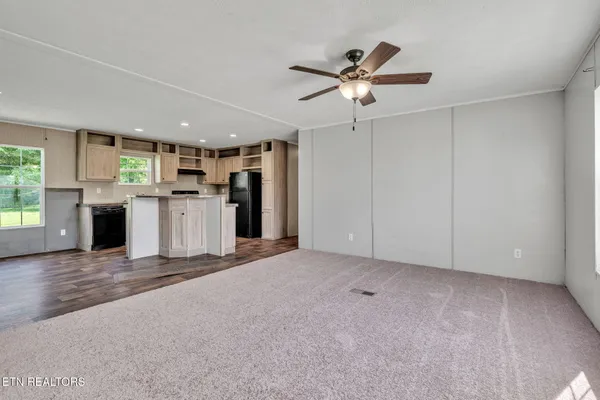 $214,900 | 233 Orange Lane, Speedwell, TN 37870