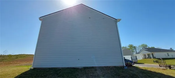 $2,600 | 133 Oxford Lane, Kingston, GA 30145