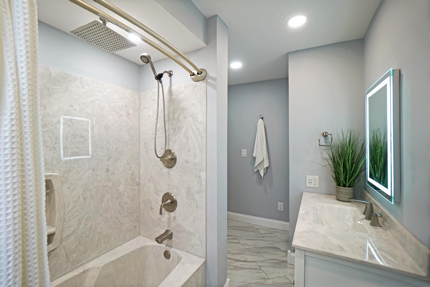 3552 Edwards Road Cincinnati, OH 45208 - Photo 17 of 18 Gallery Image 17