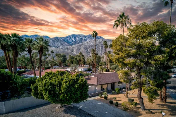 $1,050,000 | 1111 South San Joaquin Drive, Palm Springs, CA 92264