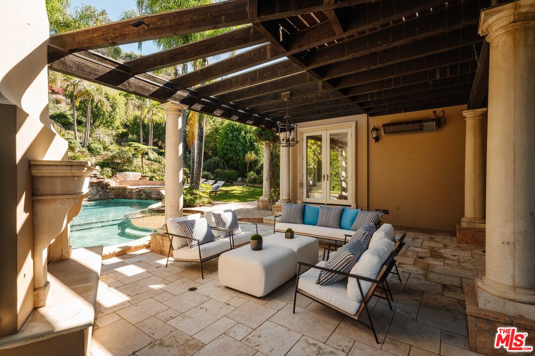 16799 Monte Hermoso Drive Pacific Palisades, CA 90272 - Photo 40 of 55 Gallery Image 40
