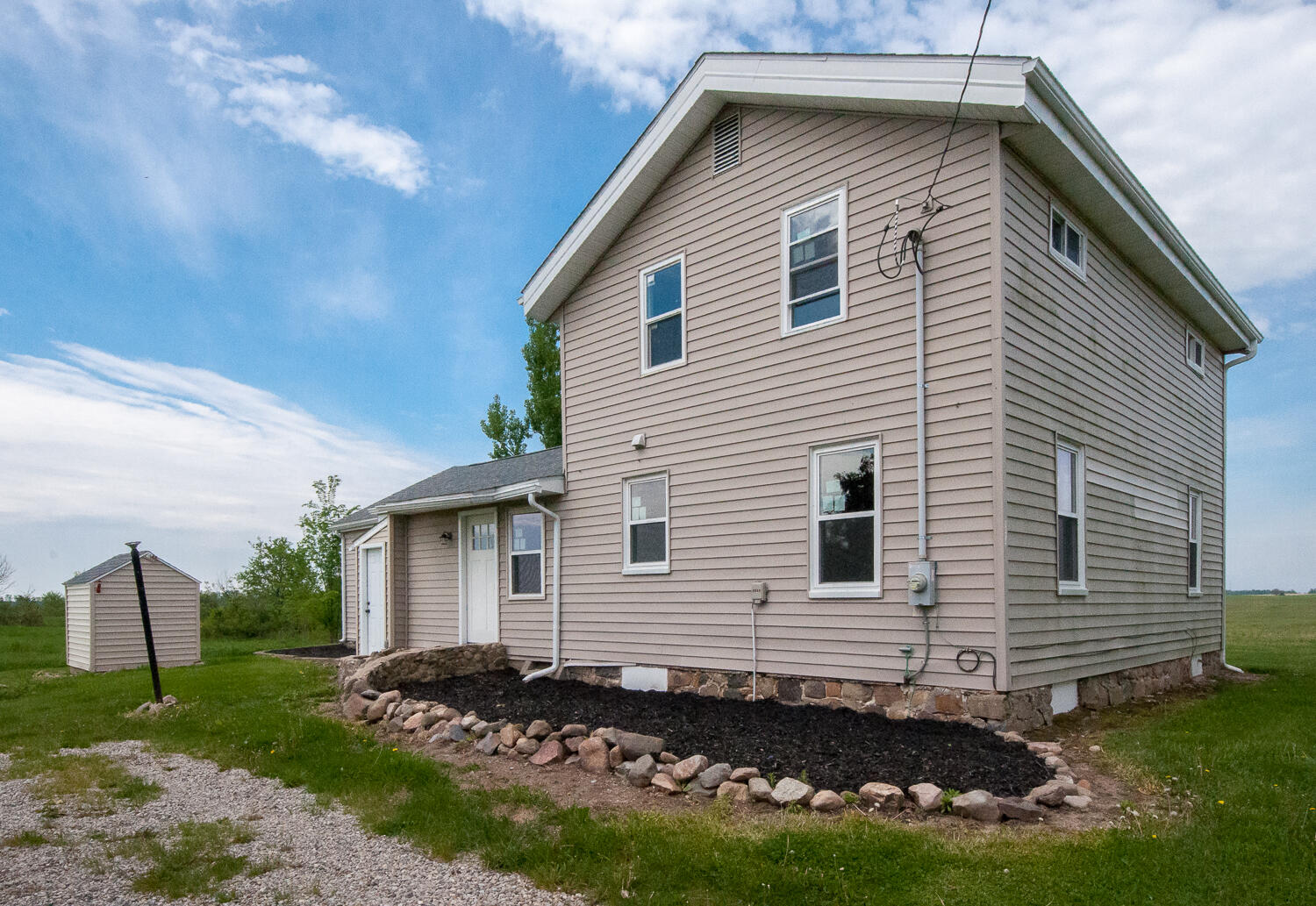 9871 Squawfield Road Pittsford, MI 49271 - Photo 2 of 36 DSC_0080-3
