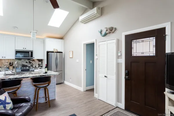 $2,775,000 | 3634 Crown Point Drive, San Diego, CA 92109