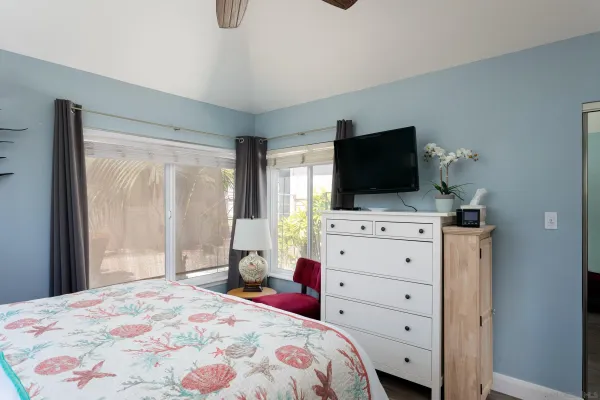 $2,775,000 | 3634 Crown Point Drive, San Diego, CA 92109