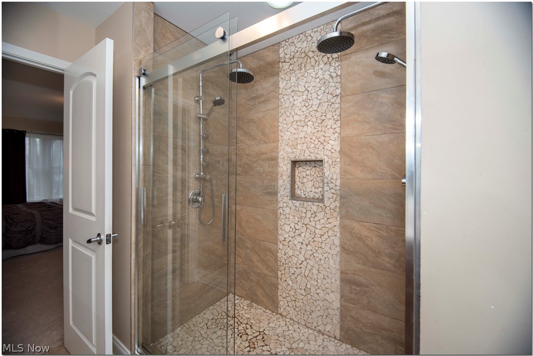 32560 Arthur Road Solon, OH 44139 - Photo 22 of 35 Master Bath Shower - Double Shower Heads