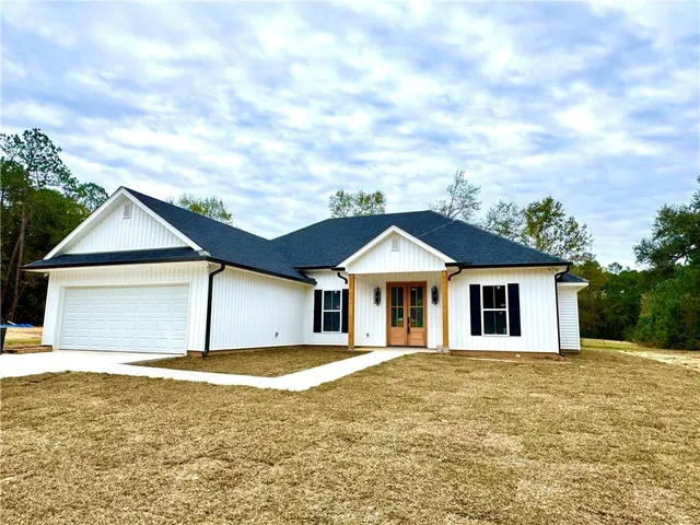 $349,500 | 26366 Snead Drive, Abita Springs, LA 70420