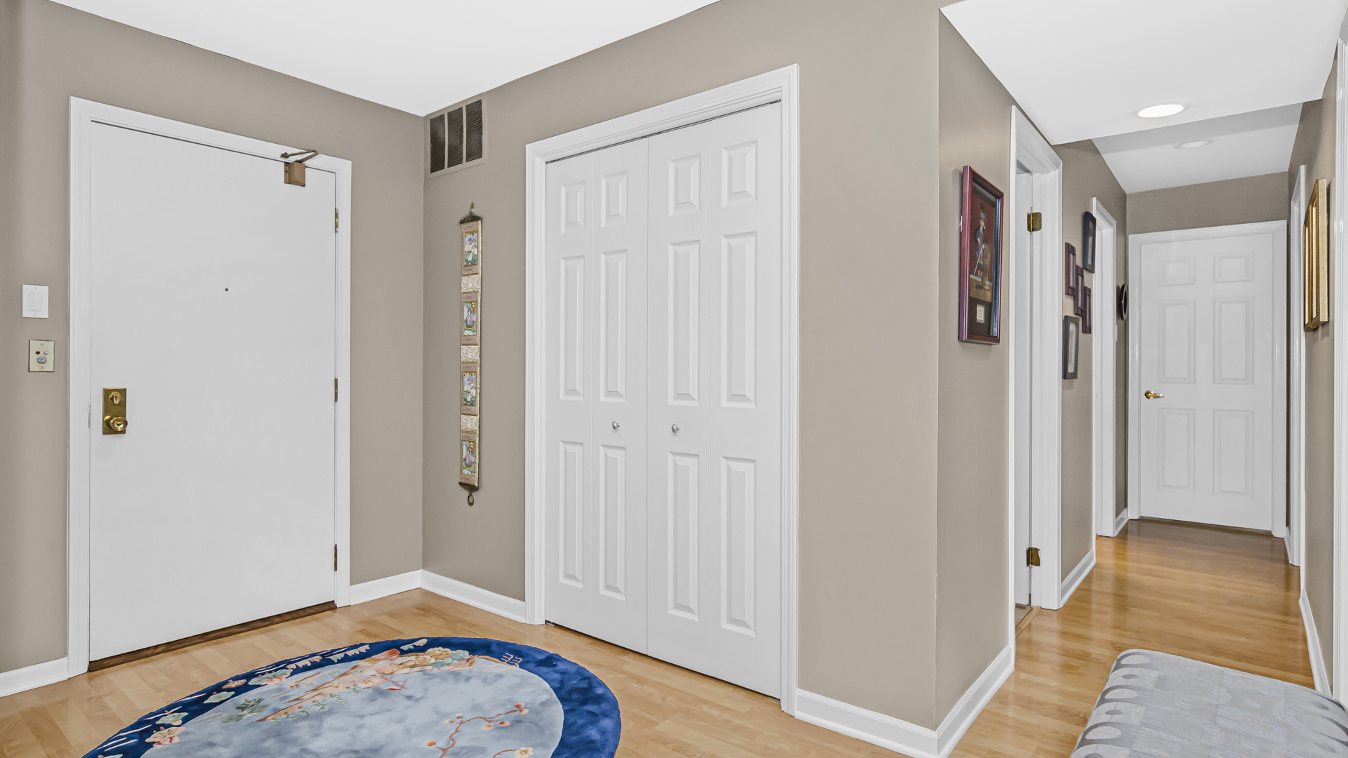 1125 Lake Cook Road, Unit 504E Northbrook, IL 60062 - Photo 4 of 21