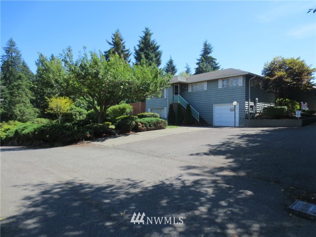 5005 Northeast 13th Place Renton, WA 98059 - Photo 17 of 22 Gallery Image 17