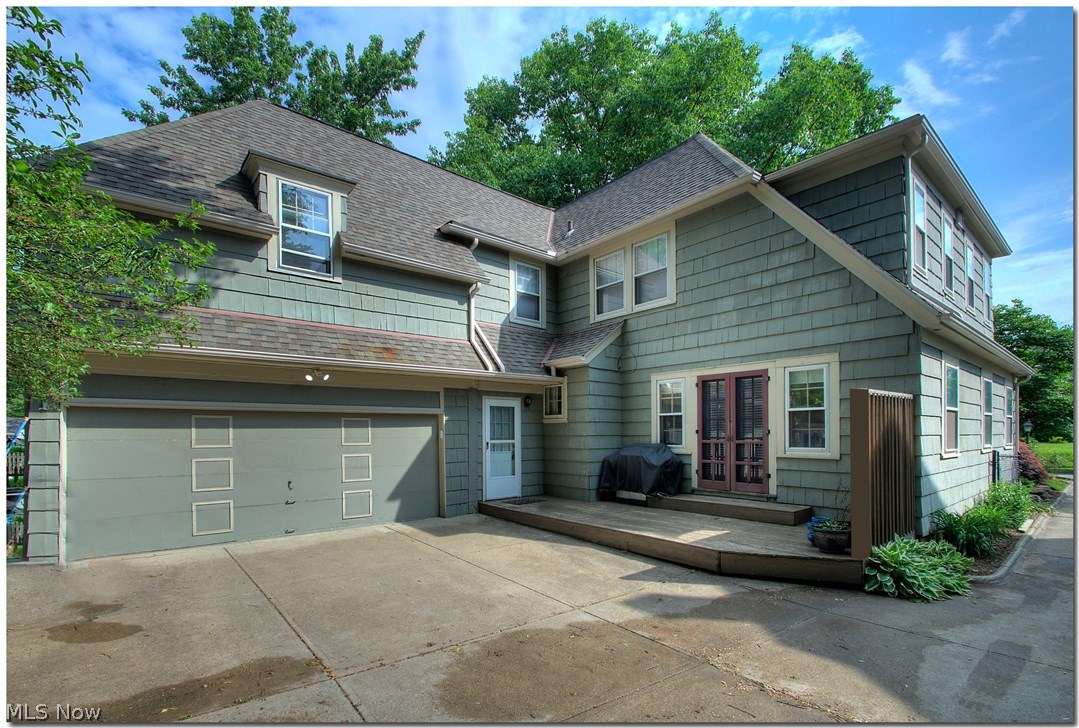 3008 Warrington Road Cleveland, OH 44120 - Photo 33 of 34