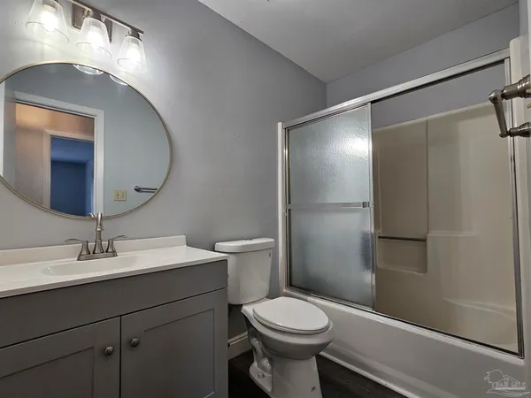 $1,350 | 6206 Woodward Lane, Milton, FL 32570