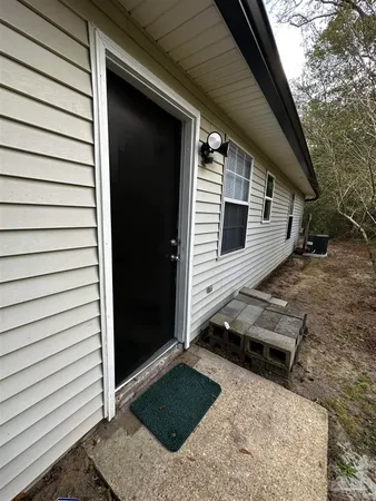 $1,350 | 6206 Woodward Lane, Milton, FL 32570