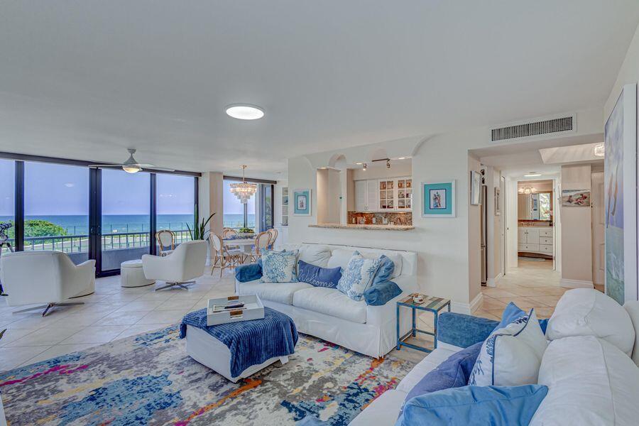 5550 North Ocean Drive, Unit 3C Riviera Beach, FL 33404 - Photo 5 of 67 LIVING ROOM