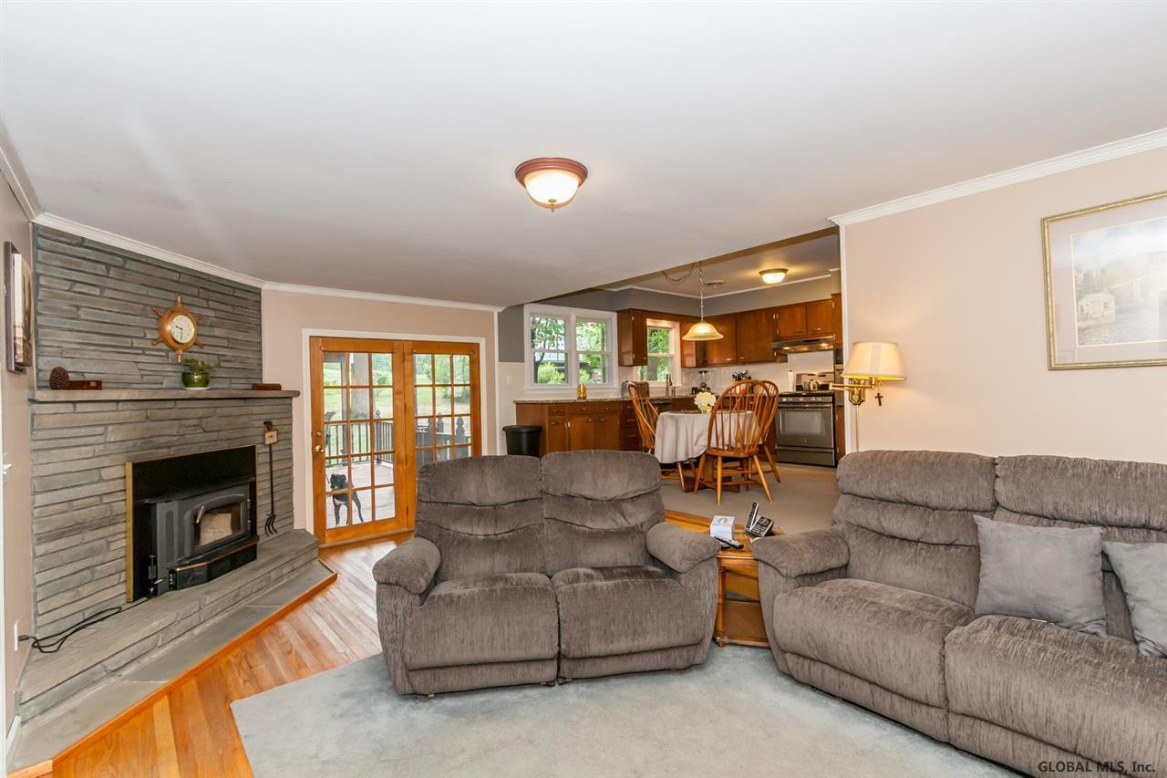 399 Ridgehill Road Guilderland, NY 12303 - Photo 6 of 25 Photo 6